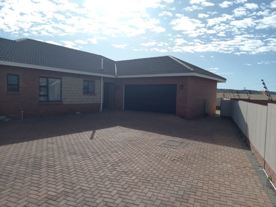 3 Bedroom Property for Sale in Hillside Free State